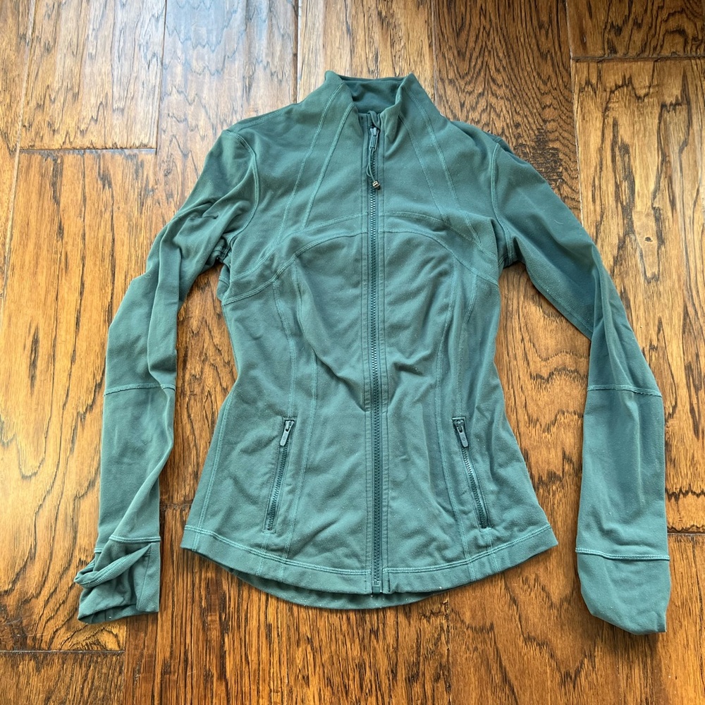 Lululemon form fitted zip up sweater